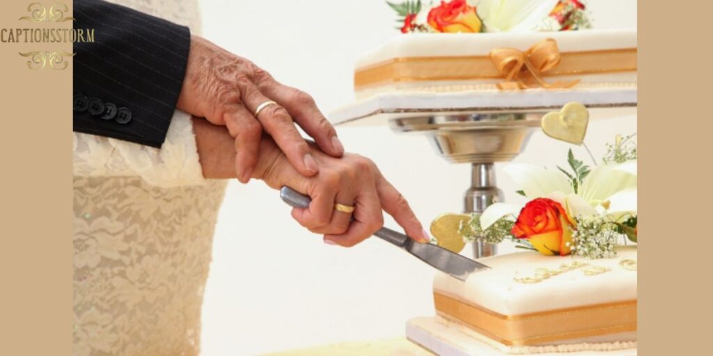 How to Celebrate a 2nd Wedding Anniversary (With Creative Ideas)